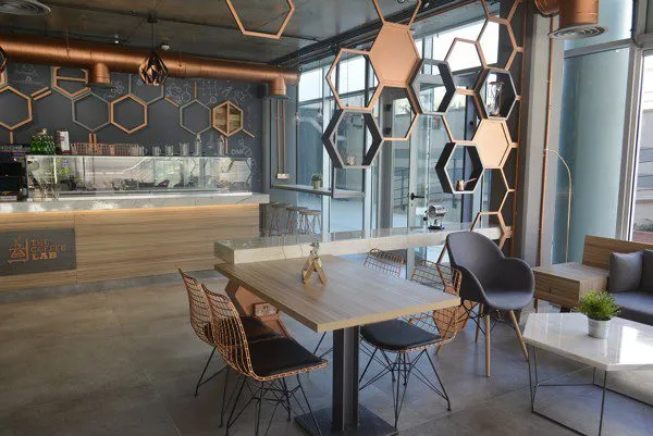 Kinh nghiệm trang trí nội thất quán cafe từ các kiến trúc sư của Wedo