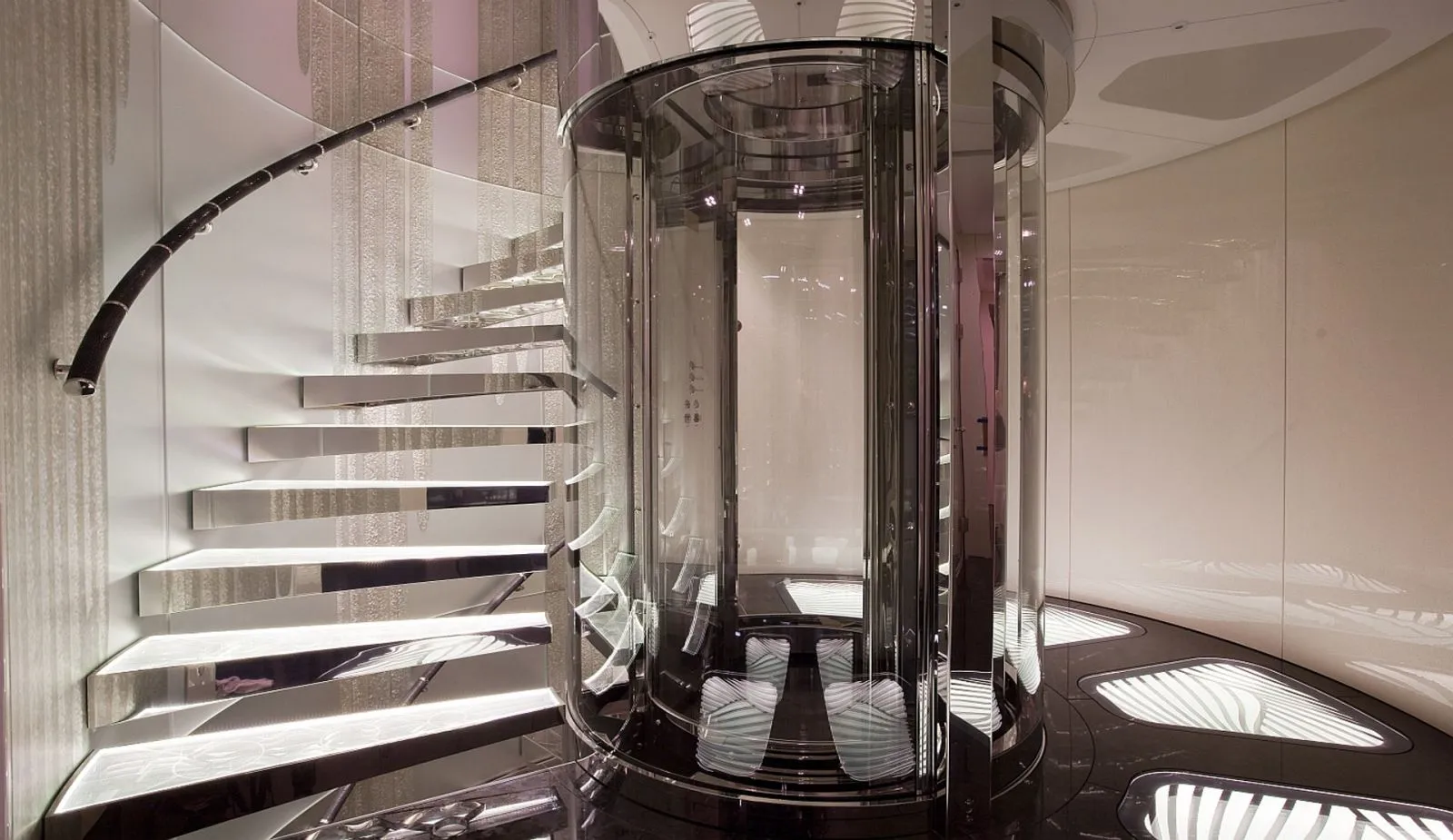 Nhà 7 tầng có thang máy nên lắp loại thang máy nào?