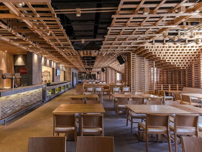 Thiết kế nhà hàng buffet với chất liệu gỗ mộc tại Lạng Sơn