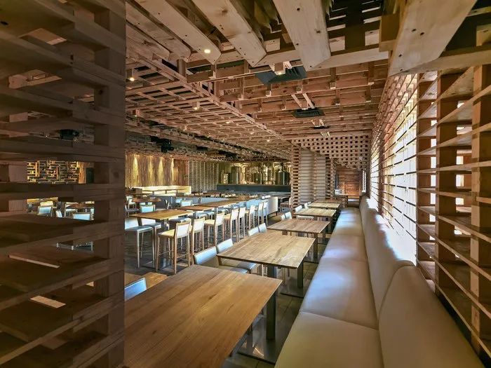 Thiết kế nhà hàng buffet với chất liệu gỗ mộc tại Lạng Sơn