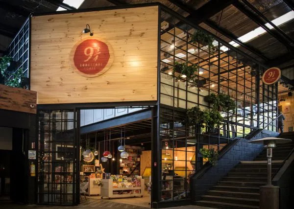 Thiết kế quán cafe sách kinh phí 30 triệu tại Hà Nội